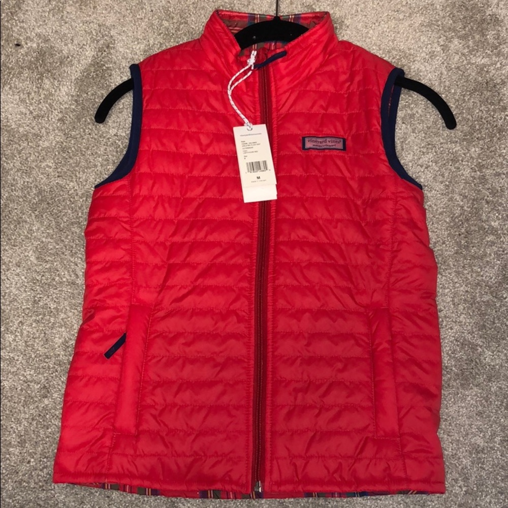 Brand new vineyard vines red vest